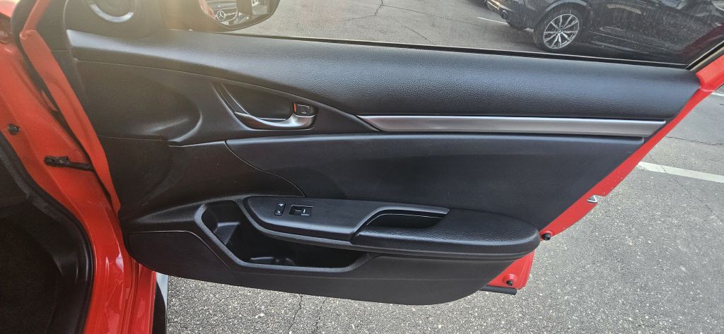 2020 Honda Civic Image 43