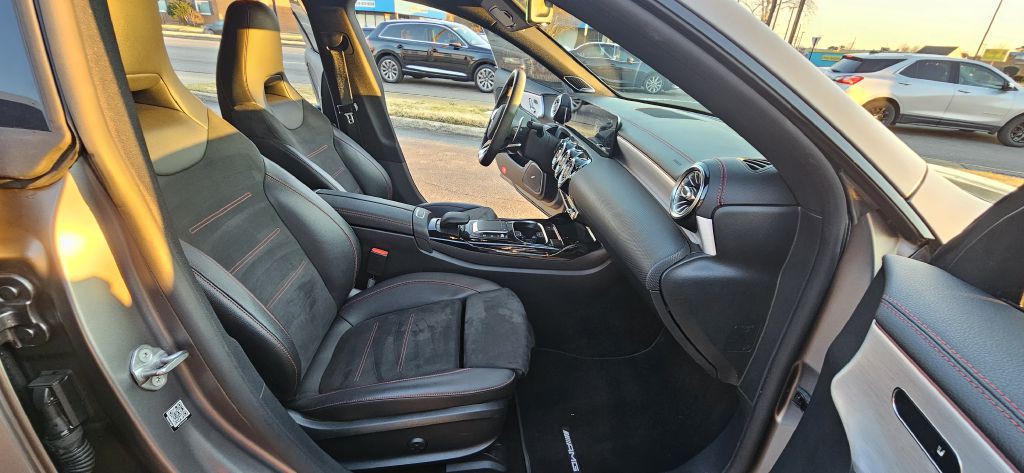 2021 Mercedes-Benz CLA-Class Image 34