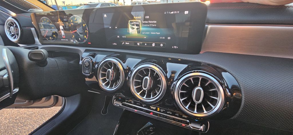 2021 Mercedes-Benz CLA-Class Image 40