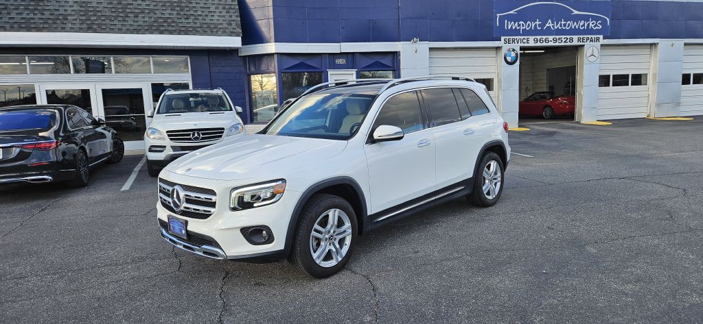 2021 Mercedes-Benz GLB Image 1