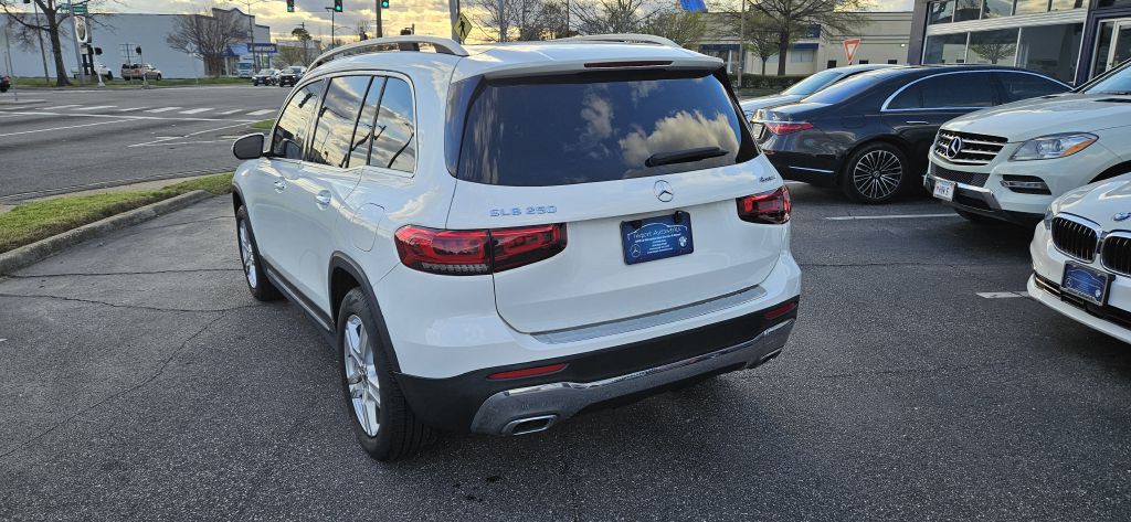 2021 Mercedes-Benz GLB Image 6