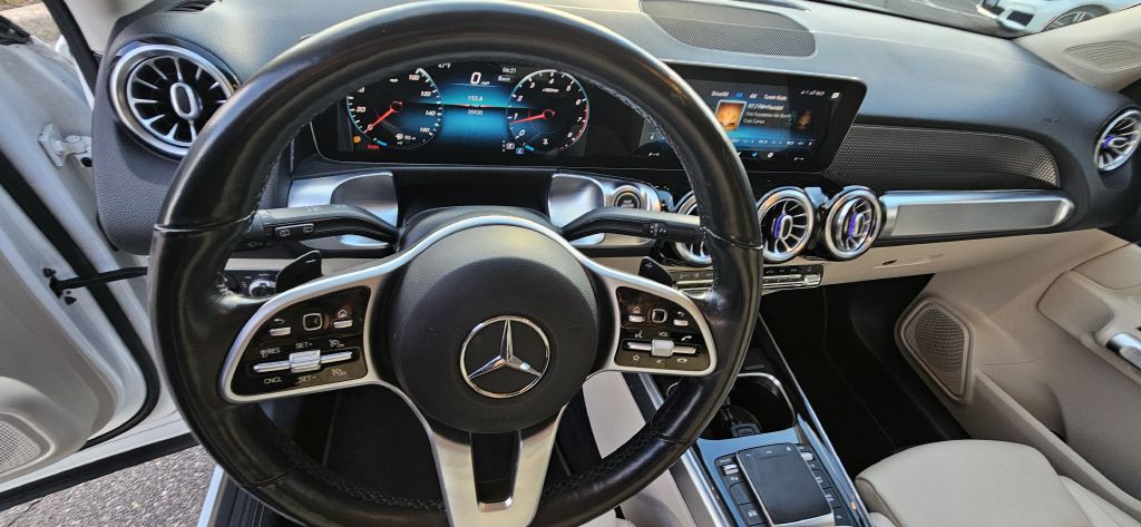 2021 Mercedes-Benz GLB Image 27