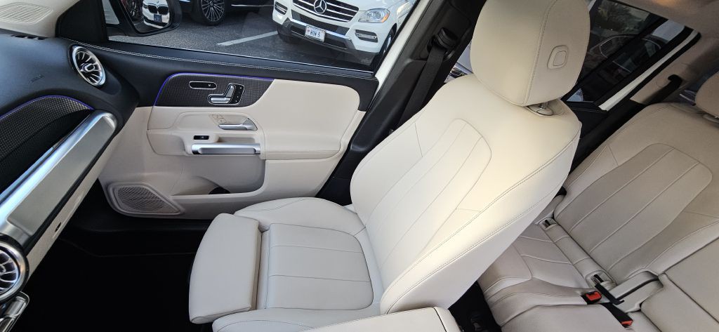 2021 Mercedes-Benz GLB Image 31