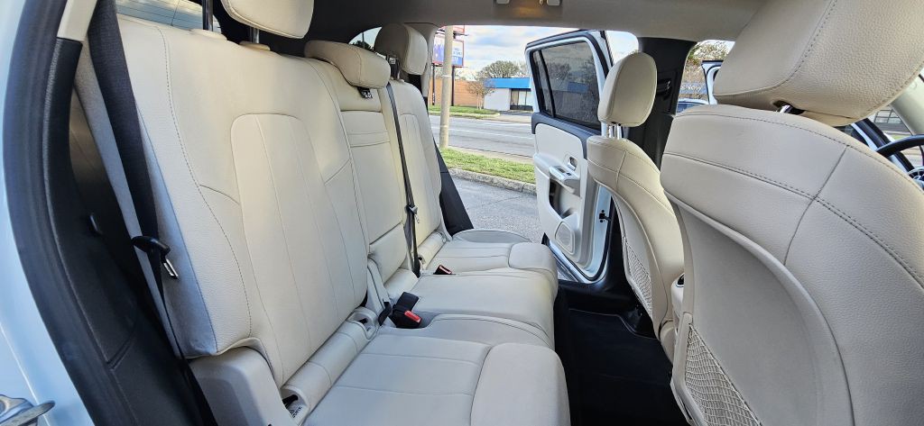 2021 Mercedes-Benz GLB Image 38