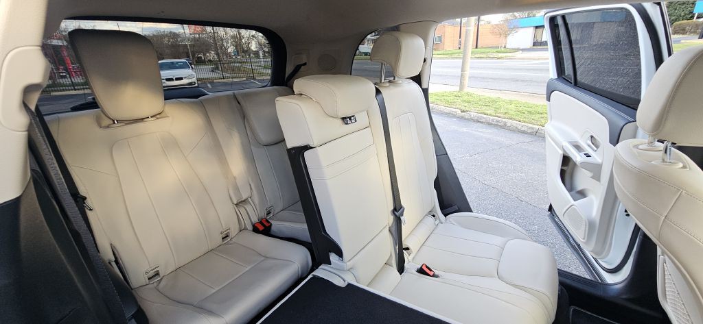 2021 Mercedes-Benz GLB Image 42