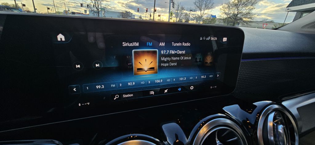 2021 Mercedes-Benz GLB Image 58