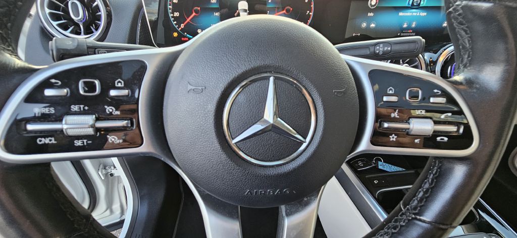 2021 Mercedes-Benz GLB Image 66