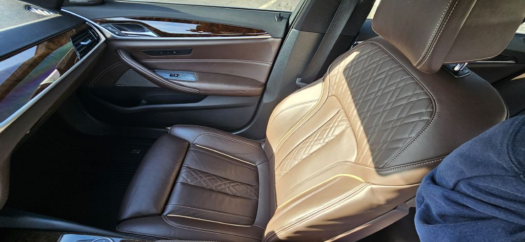 2019 BMW 5 Series Image 28