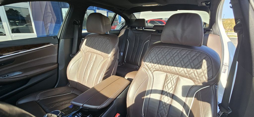 2019 BMW 5 Series Image 29