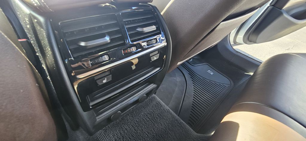 2019 BMW 5 Series Image 39