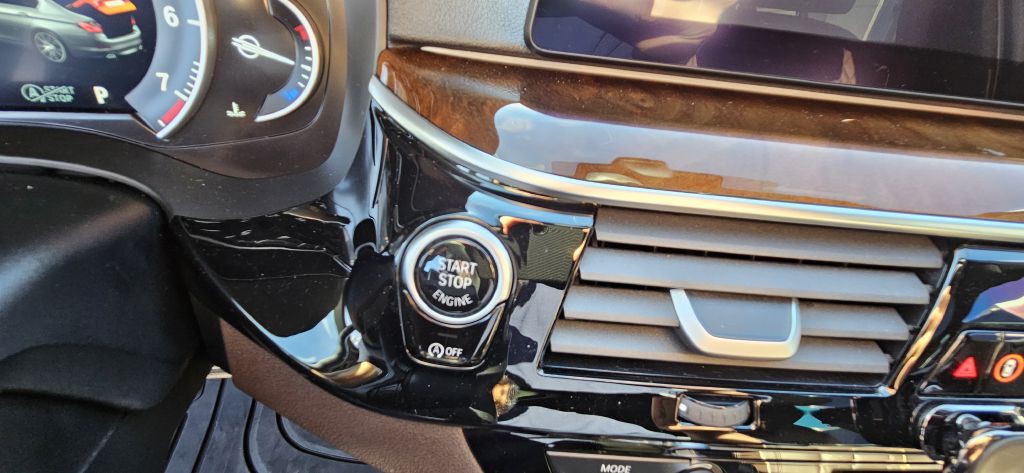 2019 BMW 5 Series Image 53