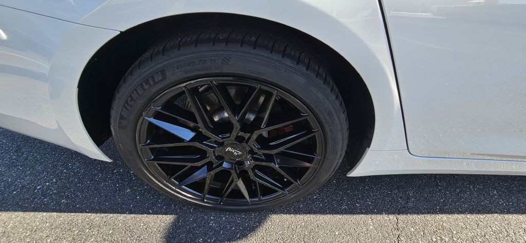 2019 BMW 5 Series Image 60