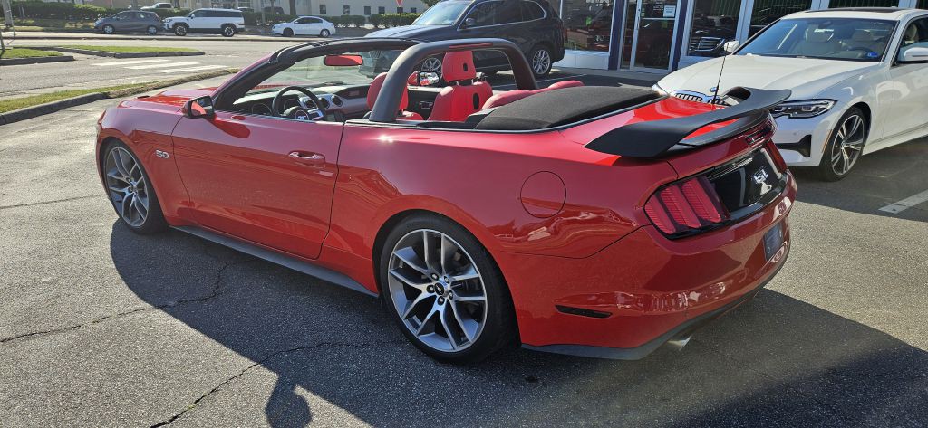 2017 Ford Mustang Image 5
