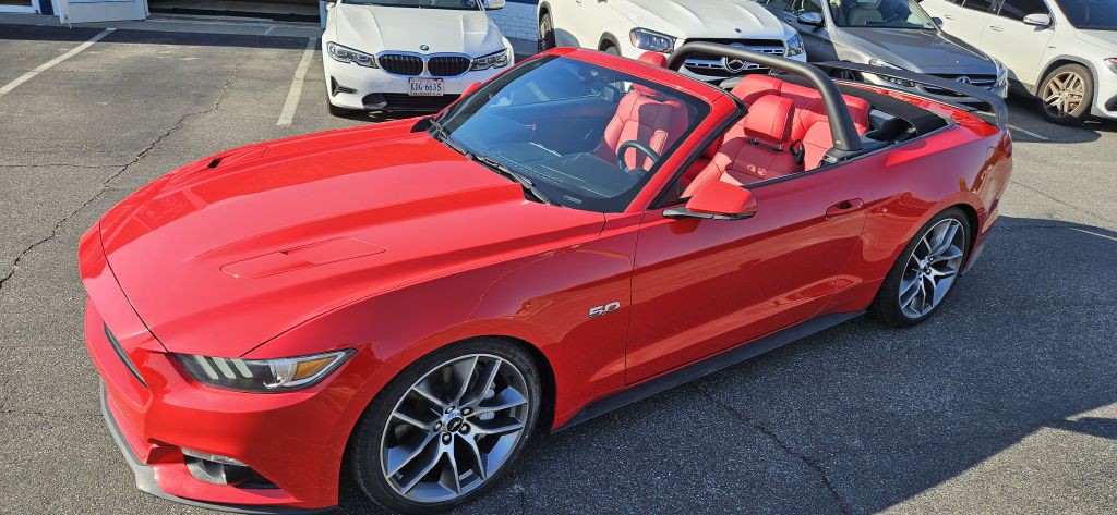 2017 Ford Mustang Image 18