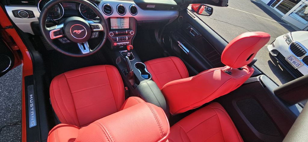 2017 Ford Mustang Image 20