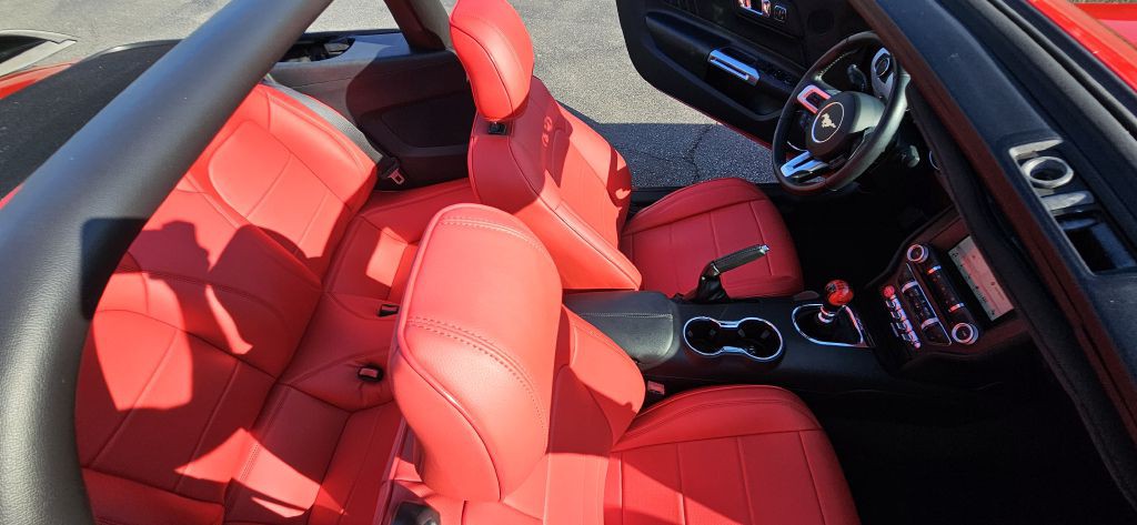 2017 Ford Mustang Image 33