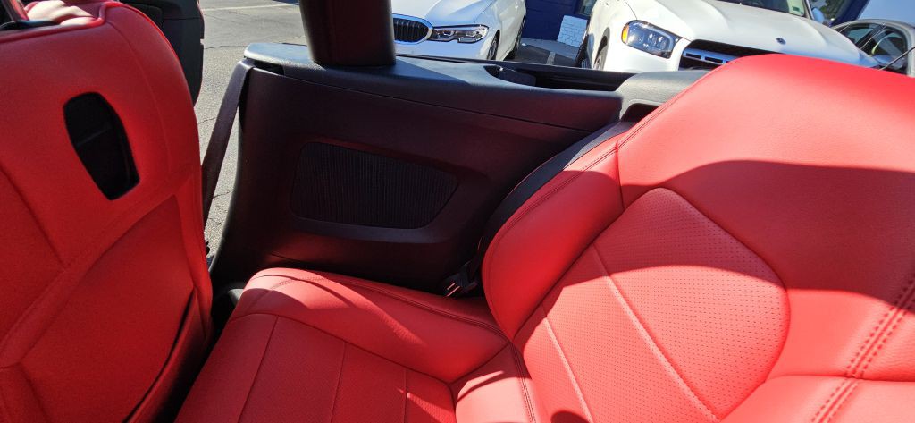 2017 Ford Mustang Image 38