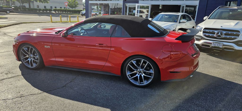 2017 Ford Mustang Image 62