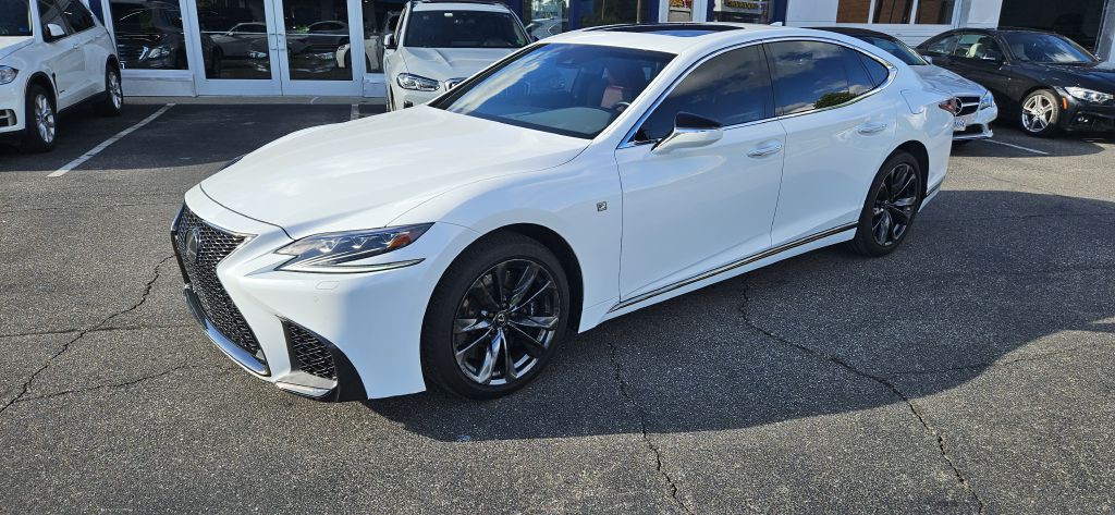 2018 Lexus LS Image 2