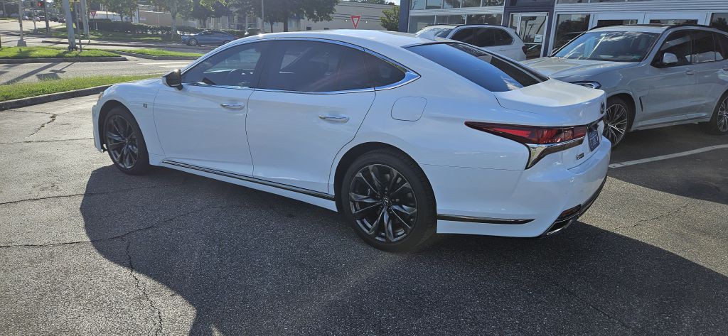 2018 Lexus LS Image 5