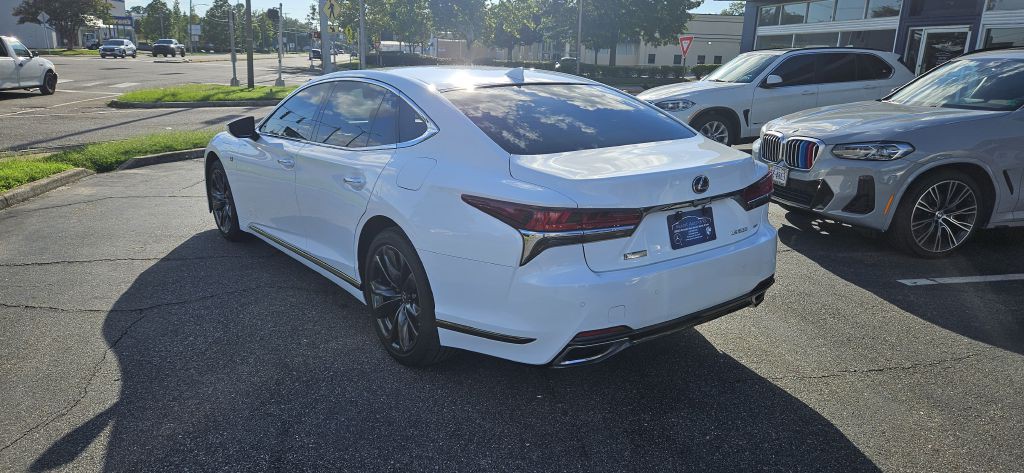 2018 Lexus LS Image 6