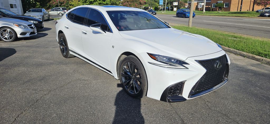 2018 Lexus LS Image 13