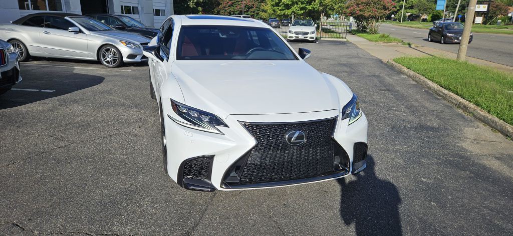 2018 Lexus LS Image 14
