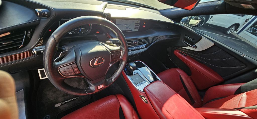 2018 Lexus LS Image 22