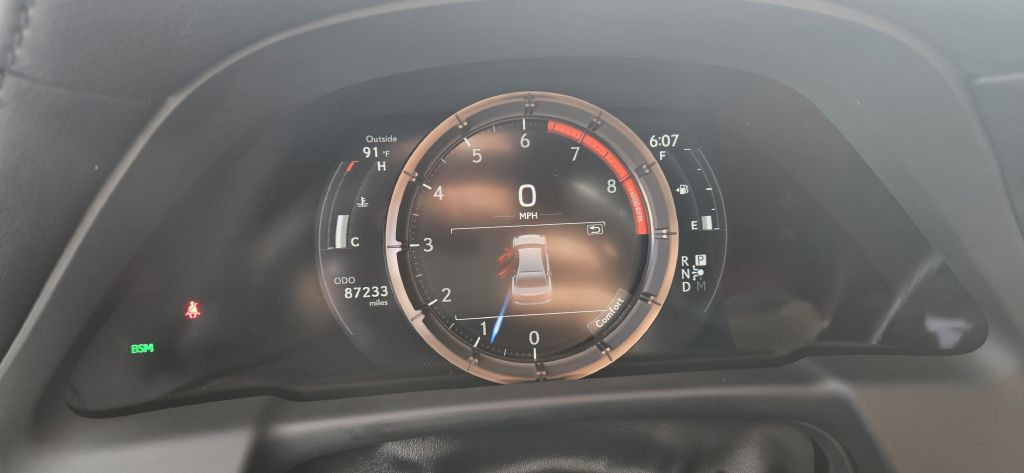 2018 Lexus LS Image 23