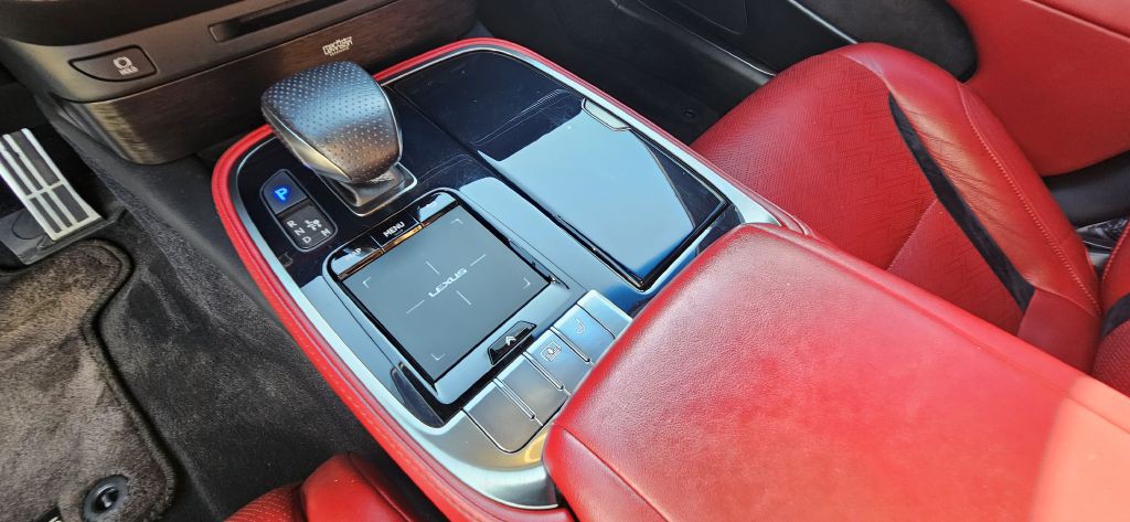 2018 Lexus LS Image 26