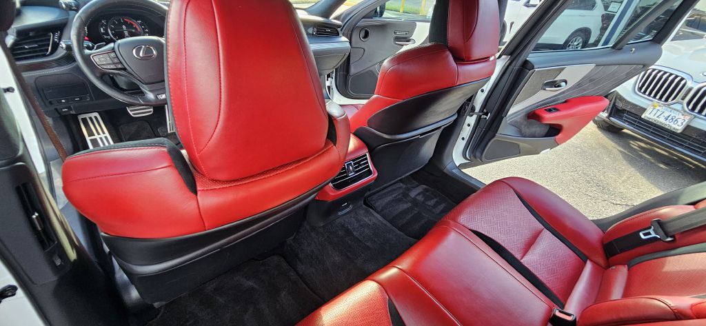 2018 Lexus LS Image 41