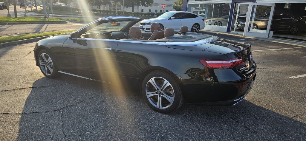 2018 Mercedes-Benz E-Class Image 5