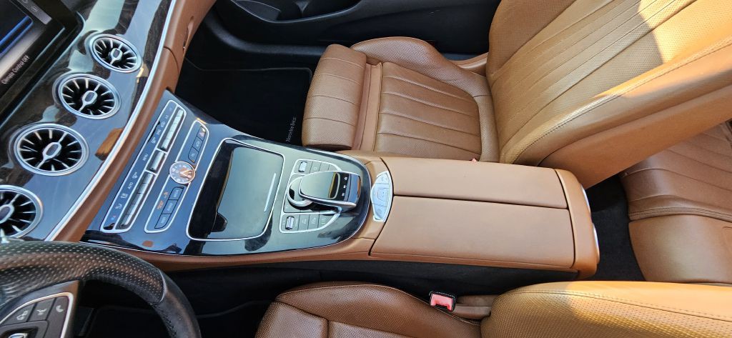 2018 Mercedes-Benz E-Class Image 25
