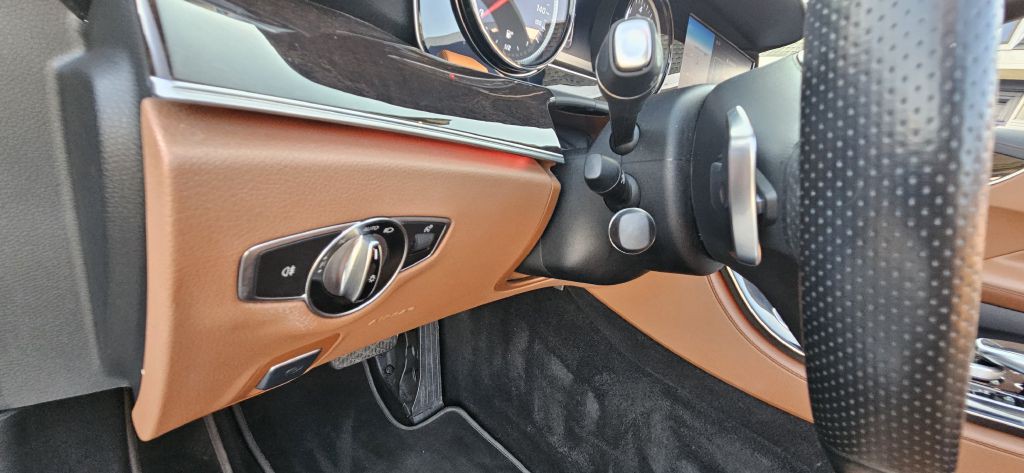 2018 Mercedes-Benz E-Class Image 45