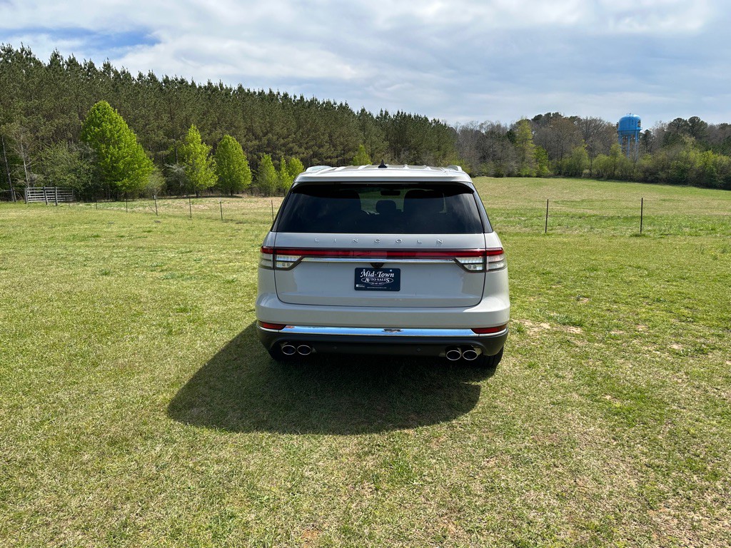 2021 Lincoln Aviator Image 6