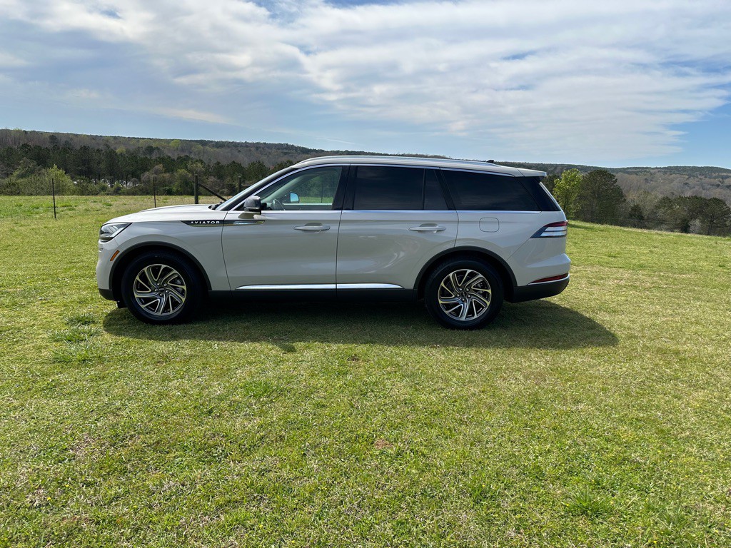 2021 Lincoln Aviator Image 7