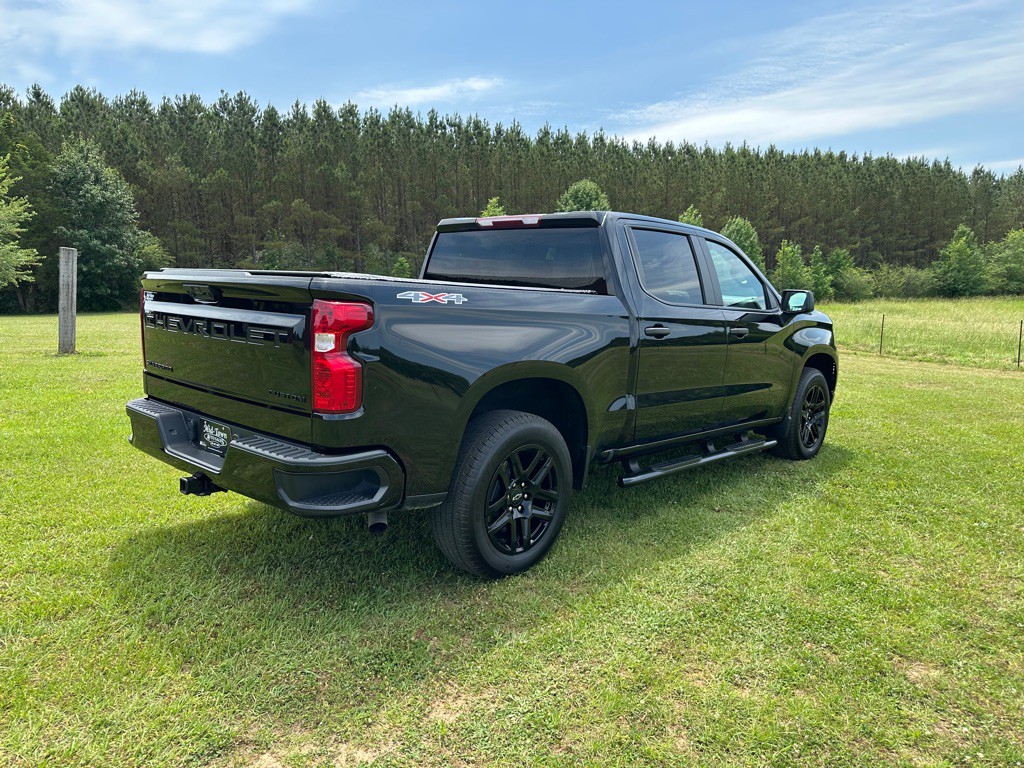 2023 Chevrolet Silverado 1500 Image 4