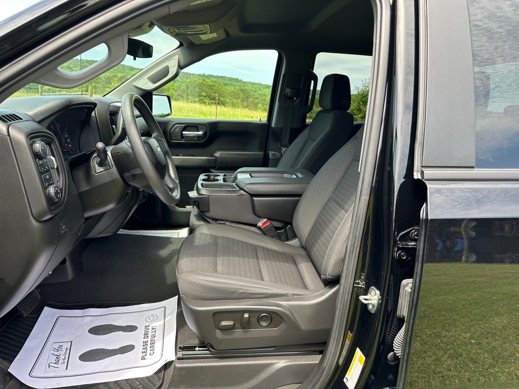 2023 Chevrolet Silverado 1500 Image 12