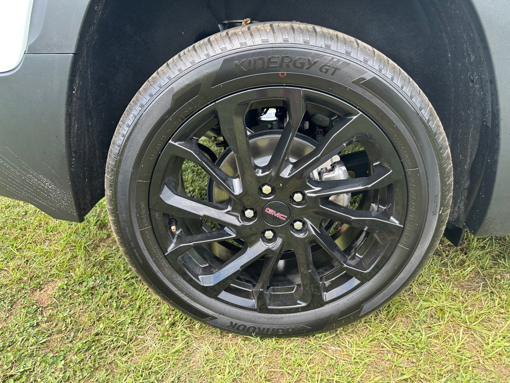 2024 GMC Terrain Image 10