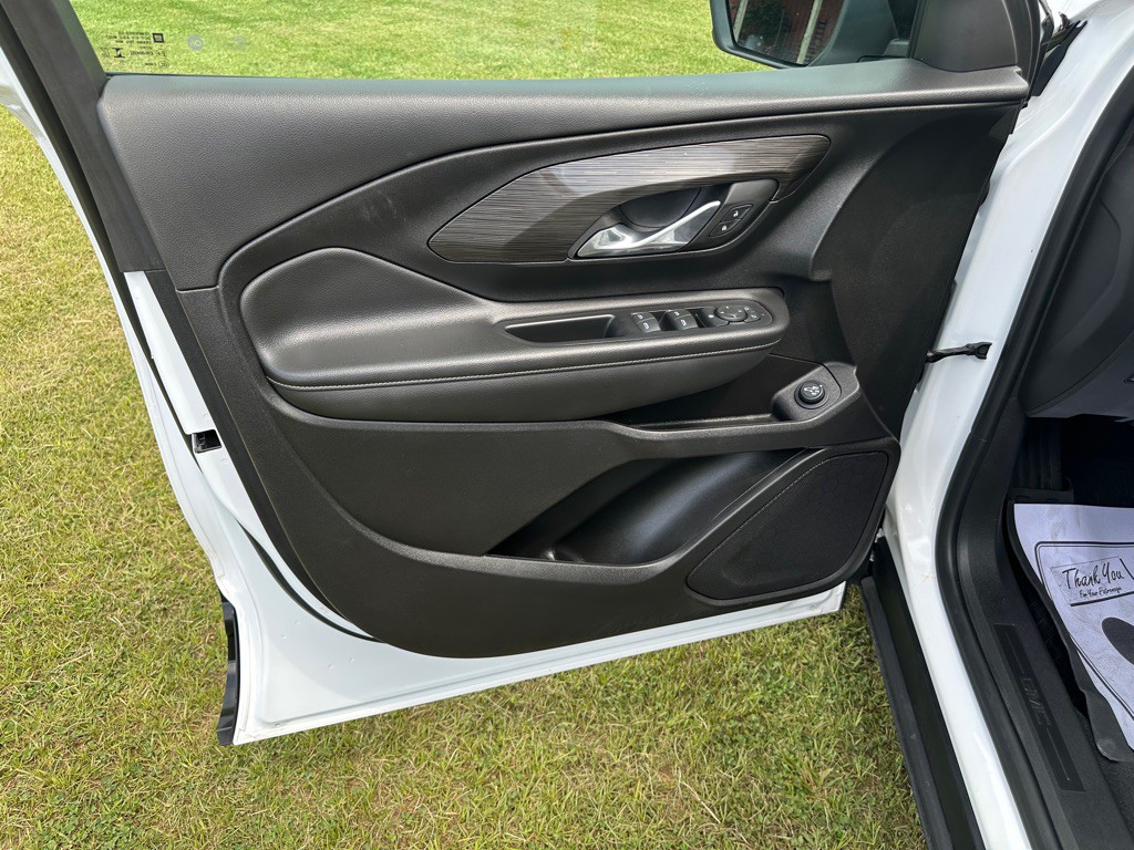 2024 GMC Terrain Image 11