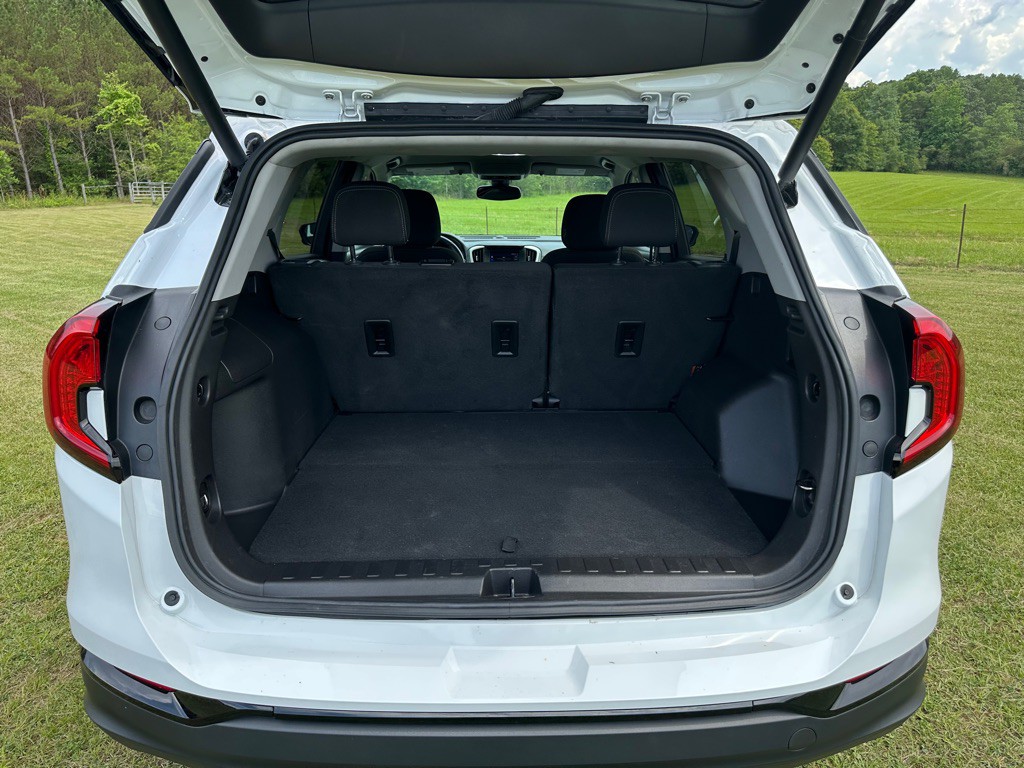 2024 GMC Terrain Image 18