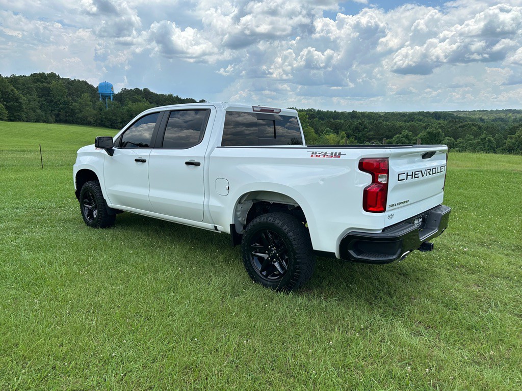 2021 Chevrolet Silverado 1500 Image 3