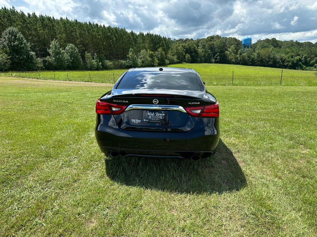 2017 Nissan Maxima Image 6