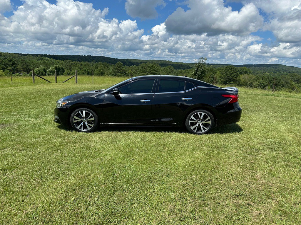 2017 Nissan Maxima Image 7
