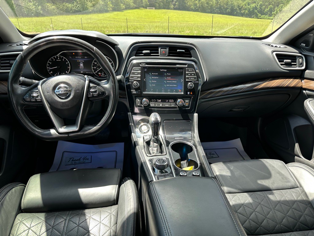 2017 Nissan Maxima Image 14