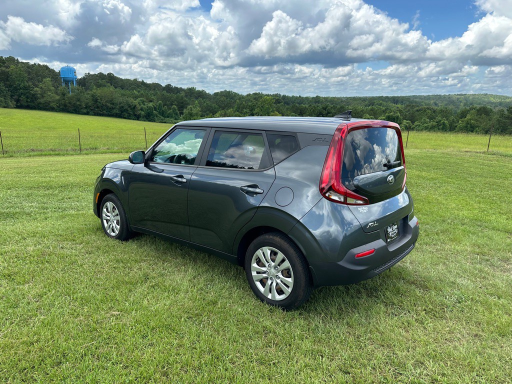 2021 Kia Soul Image 3