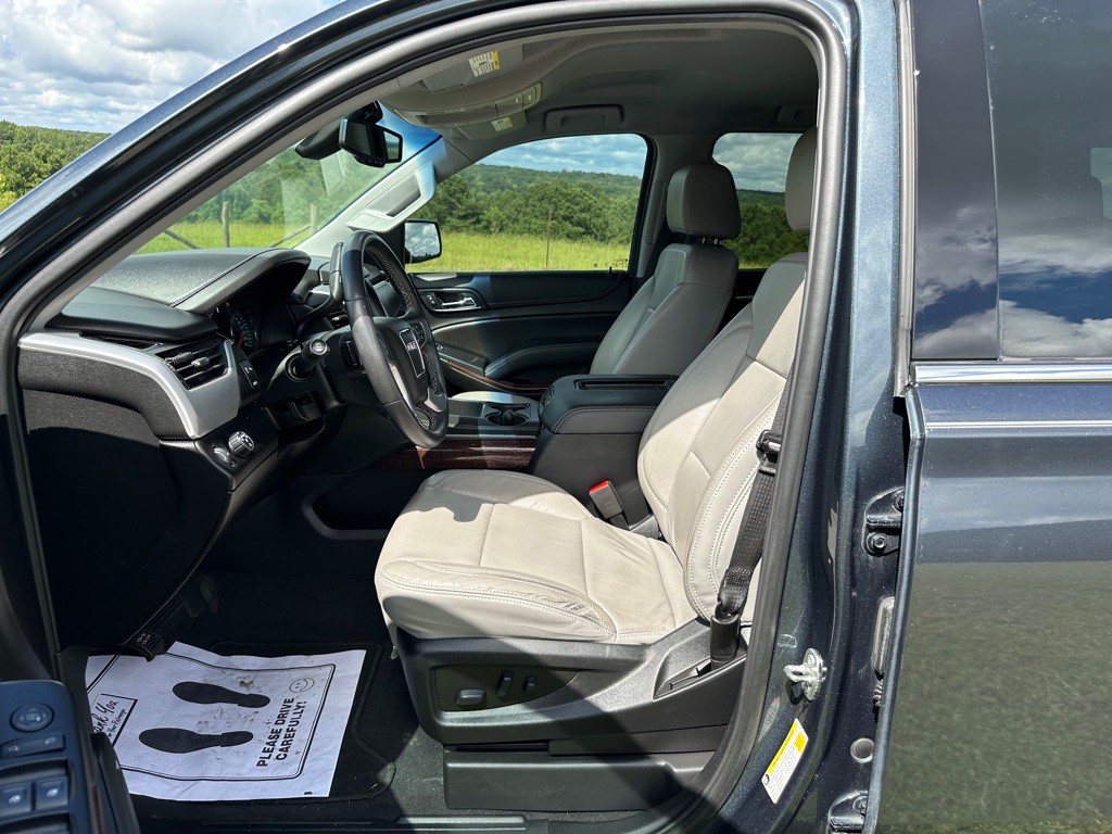 2020 GMC Yukon Image 12