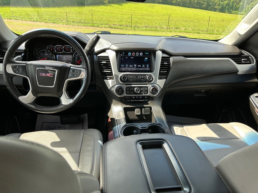 2020 GMC Yukon Image 15