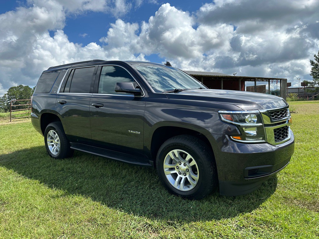 2018 Chevrolet Tahoe Image 2