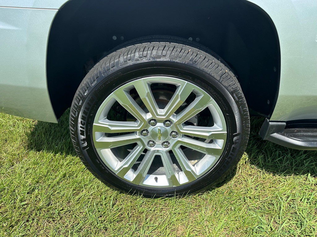 2017 Chevrolet Tahoe Image 10